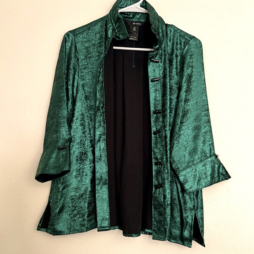 Ali Miles Metallic Emerald Green Toggle Button Tunic - Picture 3 of 5